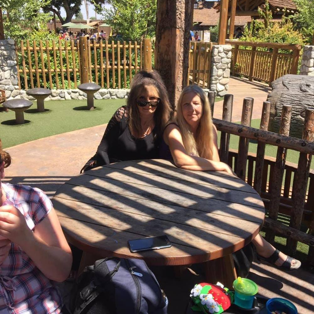 Meet your Posher, Vvictoriakathy